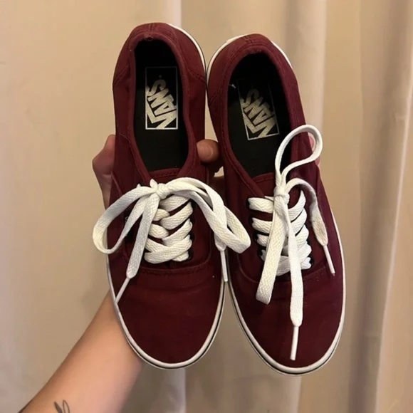 VANS burgundy red classic Mens size 5.5 Women's size 7 like new - Picture 1 of 8